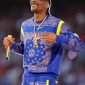 Snoop_Dogg_Super_Bowl_Halftime_Blue_Tracksuit_1